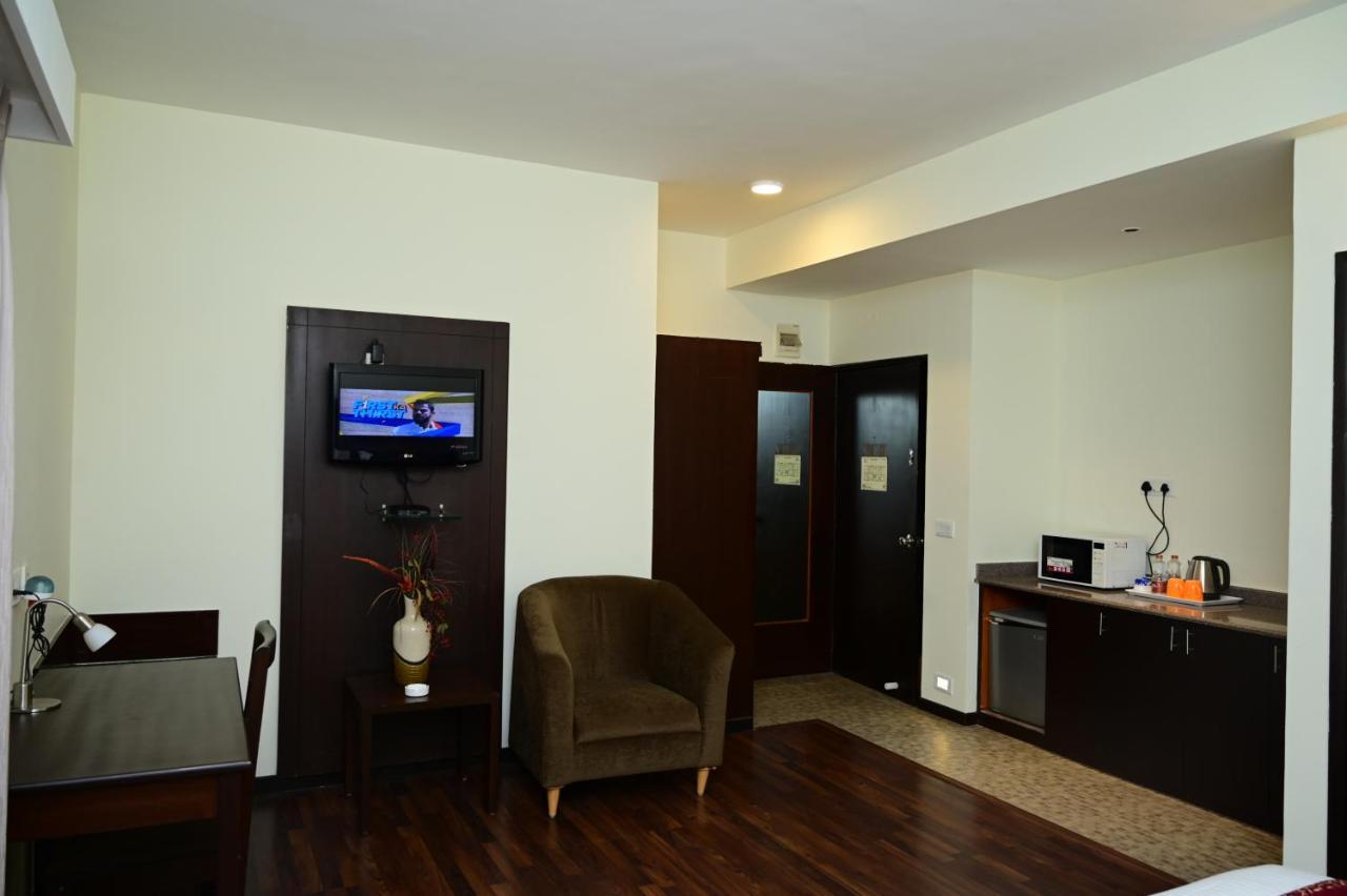 Sterling Keys By Tgi Hotel Bangalore Exterior foto